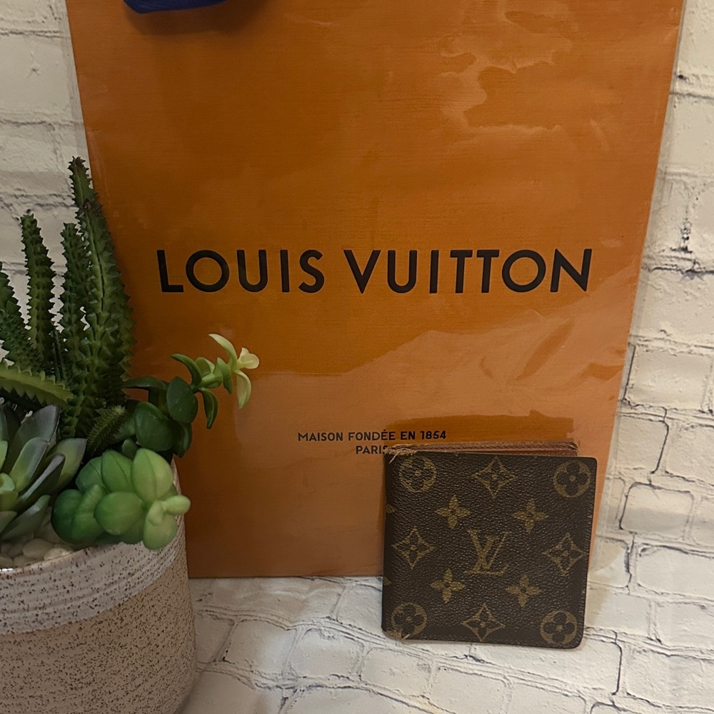 Louis Vuitton Brown and Tan Monogram Wallet